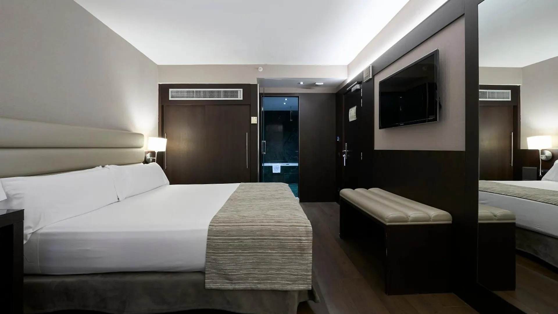 Hotel Catalonia Rigoletto Barcelona 4*,  Španělsko
